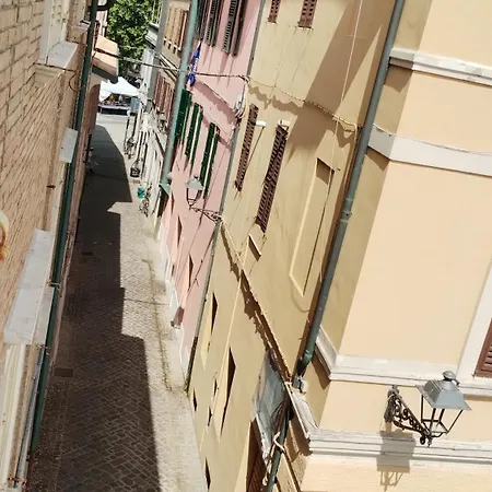 Palazzo Cavalletti - Nel Cuore Di Lägenhet Senigallia